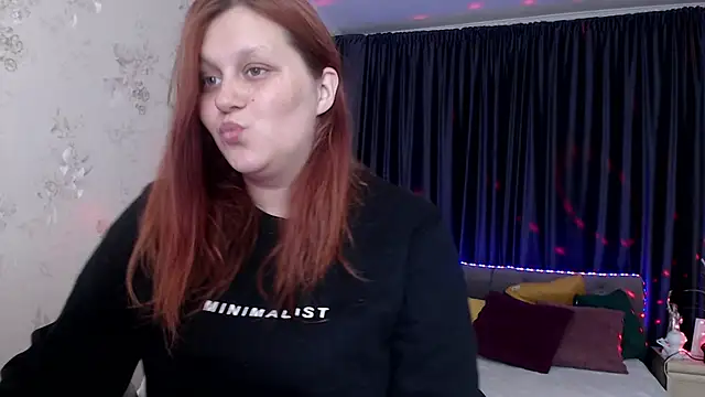 Alisawoods  online show from October 24, 2025, 7:35 pm