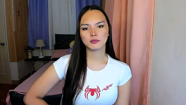 Snapshot of ameliamaureen chatting on June 15, 2026, 6:35 am ameliamaureen online show from June 15, 2026, 6:35 am