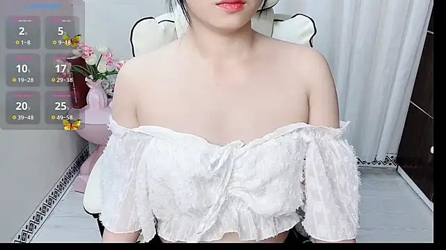 Snapshot of phuongnhi_ chatting on May 5, 2026, 4:04 am phuongnhi online show from May 5, 2026, 4:04 am