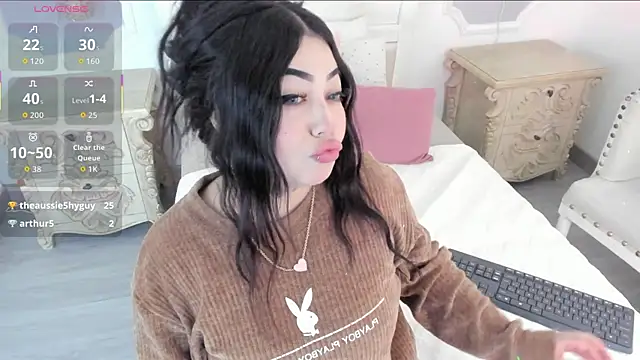 Snapshot of MeganStar__ chatting on October 28, 2025, 11:53 am MeganStar online show from October 28, 2025, 11:53 am