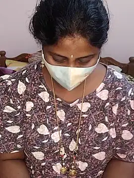 Snapshot of telugu_Geetha30 chatting on January 5, 2026, 10:35 pm telugu Geetha30 online show from January 5, 2026, 10:35 pm