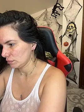 Snapshot of carol_cruz133 chatting on October 20, 2025, 11:27 pm carol cruz133 online show from October 20, 2025, 11:27 pm