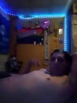 Juniorharo1982 online show from December 22, 2025, 7:41 am