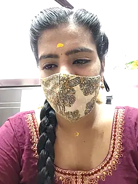 Snapshot of Tamil-Meenu12 chatting on September 15, 2025, 7:20 am Tamil-Meenu12 online show from September 15, 2025, 7:20 am