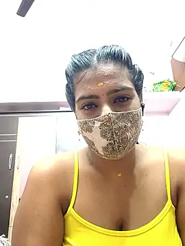 Snapshot of Tamil-Meenu12 chatting on January 7, 2026, 10:42 am Tamil-Meenu12 online show from January 7, 2026, 10:42 am