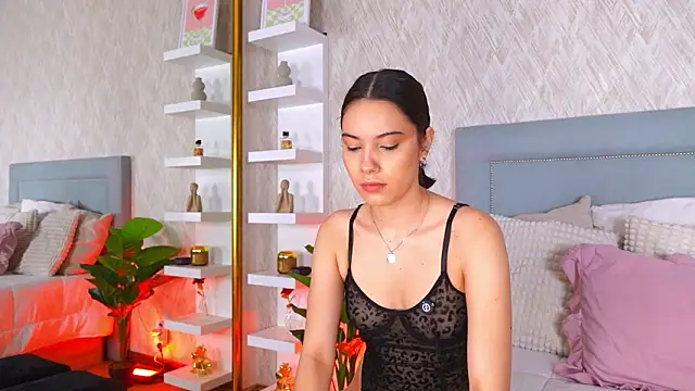 Snapshot of Sofy_Bradd chatting on March 29, 2026, 6:48 am Sofy Bradd online show from March 29, 2026, 6:48 am