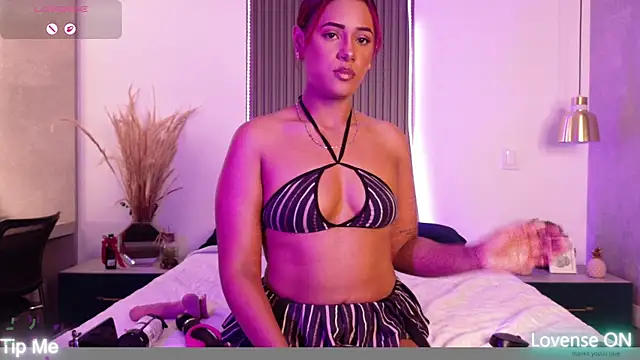 DollyBrowncc online show from January 7, 2026, 4:17 am