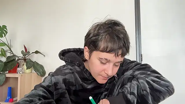 Snapshot of NIQUE_TARAXX chatting on September 22, 2025, 11:27 am NIQUE TARAXX online show from September 22, 2025, 11:27 am