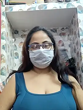 nisha 1110 online show from December 20, 2025, 1:58 pm