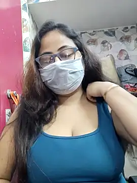 nisha 1110 online show from December 22, 2025, 1:33 pm