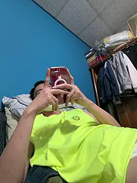 Snapshot of Rmangotw chatting on March 26, 2026, 4:05 pm Rmangotw online show from March 26, 2026, 4:05 pm