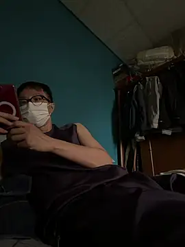 Snapshot of Rmangotw chatting on March 31, 2026, 11:40 pm Rmangotw online show from March 31, 2026, 11:40 pm