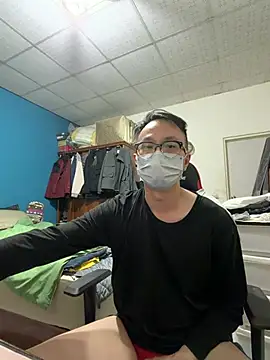 Snapshot of Rmangotw chatting on February 19, 2026, 1:52 pm Rmangotw online show from February 19, 2026, 1:52 pm