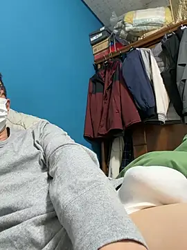 Snapshot of Rmangotw chatting on March 7, 2026, 6:57 pm Rmangotw online show from March 7, 2026, 6:57 pm