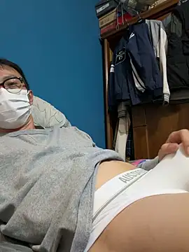 Snapshot of Rmangotw chatting on March 11, 2026, 6:02 pm Rmangotw online show from March 11, 2026, 6:02 pm