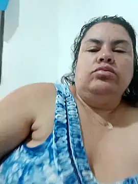 yaneth  online show from November 24, 2025, 11:43 am