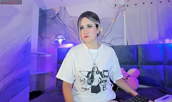 Snapshot of harimoon1 chatting on November 17, 2025, 3:21 am harimoon1 online show from November 17, 2025, 3:21 am