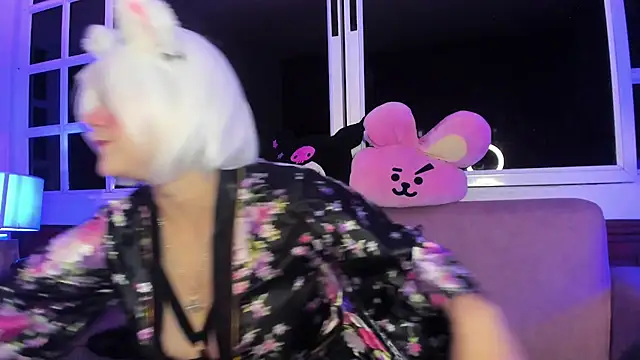 Snapshot of harimoon1 chatting on December 18, 2025, 3:11 am harimoon1 online show from December 18, 2025, 3:11 am