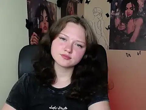 LadyAlice  online show from July 6, 2026, 6:10 pm