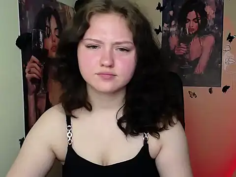 Snapshot of LadyAlice_ chatting on May 16, 2026, 6:23 am LadyAlice online show from May 16, 2026, 6:23 am