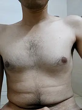 Snapshot of youngcock50 chatting on February 10, 2026, 1:43 pm youngcock50 online show from February 10, 2026, 1:43 pm