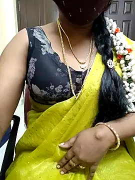 Snapshot of lolida69thamil chatting on August 3, 2026, 2:19 am lolida69thamil online show from August 3, 2026, 2:19 am