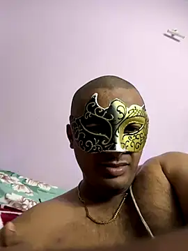 VVcouple online show from November 22, 2025, 6:29 pm