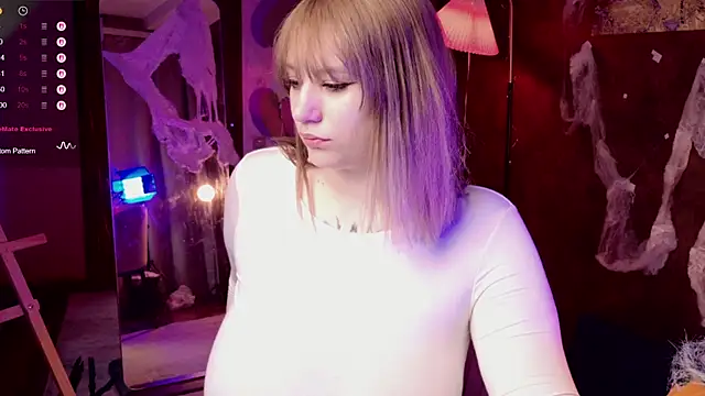 Morvelyn online show from October 31, 2025, 4:36 pm