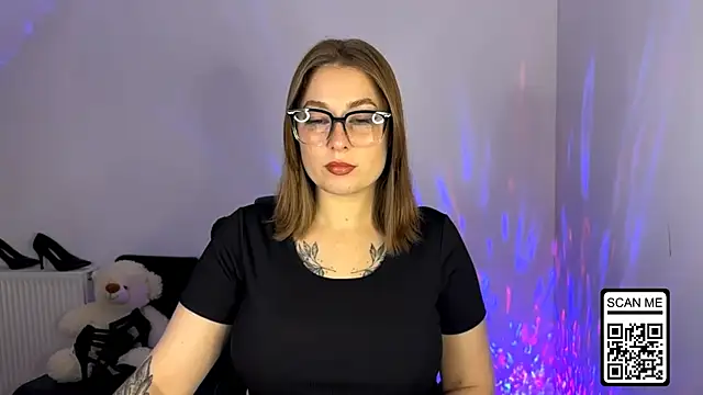 Snapshot of Ruthless_111 chatting on October 28, 2025, 7:35 pm Ruthless 111 online show from October 28, 2025, 7:35 pm