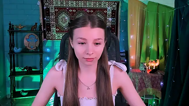 JulieDaniel online show from February 4, 2026, 4:07 am