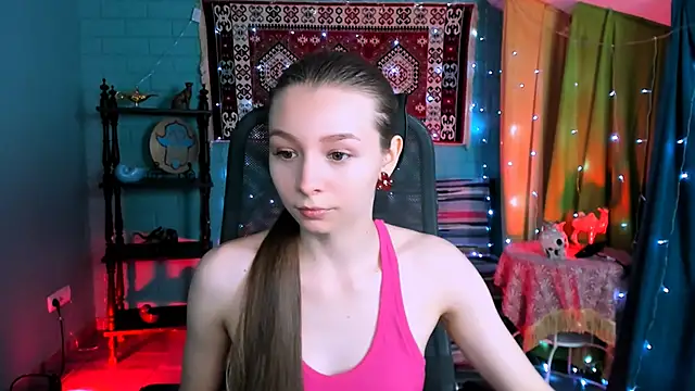 JulieDaniel online show from February 9, 2026, 8:12 am