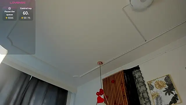 NicolWhite online show from February 27, 2026, 1:22 pm