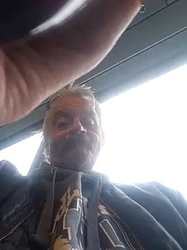 Fonse1860 online show from April 14, 2026, 8:08 am