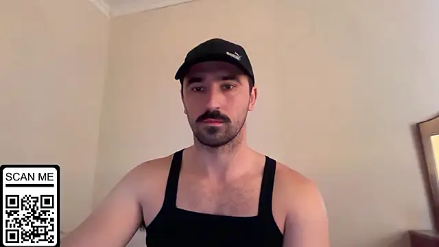 Snapshot of Hard_to_Obey chatting on October 5, 2025, 10:50 am Hard to Obey online show from October 5, 2025, 10:50 am