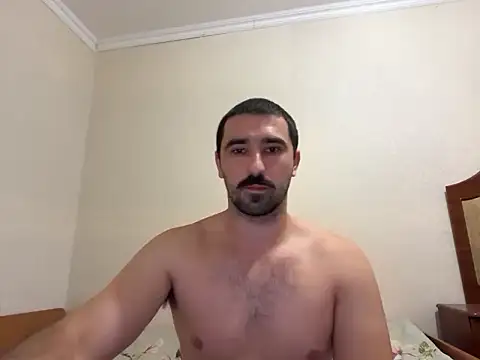 Snapshot of Hard_to_Obey chatting on October 6, 2025, 6:30 pm Hard to Obey online show from October 6, 2025, 6:30 pm