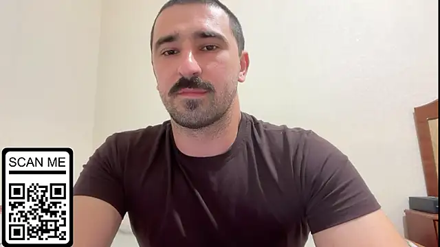 Snapshot of Hard_to_Obey chatting on September 15, 2025, 7:14 pm Hard to Obey online show from September 15, 2025, 7:14 pm