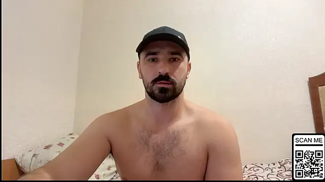 Snapshot of Hard_to_Obey chatting on October 23, 2025, 6:39 pm Hard to Obey online show from October 23, 2025, 6:39 pm