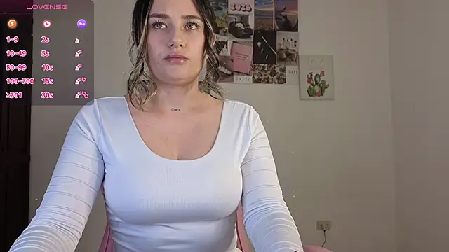 Veronika  Winslow  online show from March 7, 2026, 4:52 am