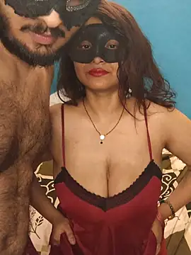 Snapshot of sexy42couple chatting on June 29, 2026, 11:48 pm sexy42couple online show from June 29, 2026, 11:48 pm