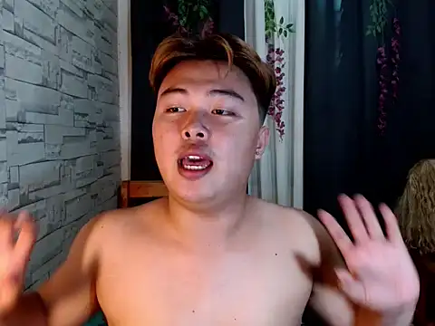 Snapshot of Lustfulljohnx chatting on February 2, 2026, 8:13 am Lustfulljohnx online show from February 2, 2026, 8:13 am