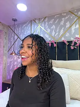 Snapshot of LisaMendez chatting on May 17, 2026, 4:12 am LisaMendez online show from May 17, 2026, 4:12 am