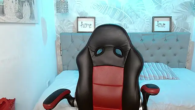 Snapshot of Lily_tk chatting on November 21, 2025, 3:27 am Lily tk online show from November 21, 2025, 3:27 am