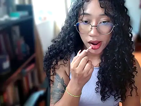 clitia xx online show from June 15, 2026, 8:19 pm