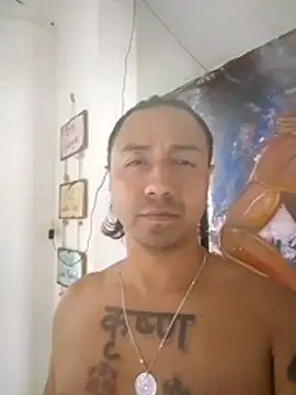 Snapshot of LucianBurn chatting on December 17, 2025, 6:02 pm LucianBurn online show from December 17, 2025, 6:02 pm