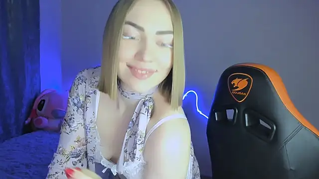 Snapshot of LaraKrein_lk chatting on January 6, 2026, 10:58 pm LaraKrein lk online show from January 6, 2026, 10:58 pm