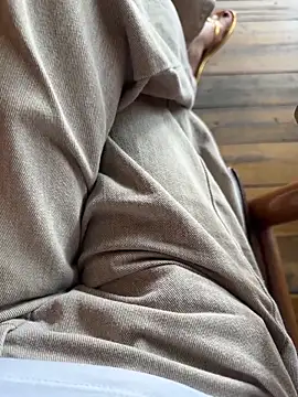 Snapshot of sharon-Hanna chatting on March 2, 2026, 7:37 am sharon-Hanna online show from March 2, 2026, 7:37 am