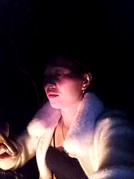 Snapshot of Bianly chatting on December 16, 2025, 1:26 pm Bianly online show from December 16, 2025, 1:26 pm