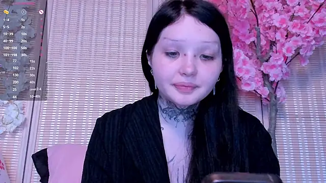 Snapshot of Lein_Bone chatting on September 15, 2025, 1:11 pm Lein Bone online show from September 15, 2025, 1:11 pm