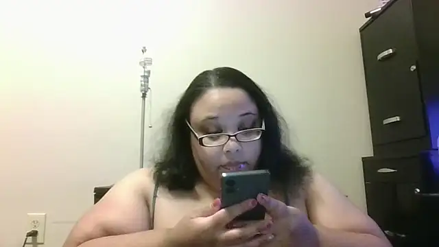 Snapshot of SexyBBW10790 chatting on September 16, 2025, 11:11 am SexyBBW10790 online show from September 16, 2025, 11:11 am