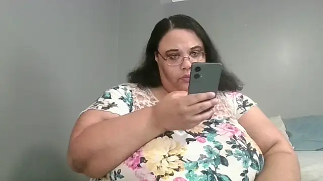Snapshot of SexyBBW10790 chatting on April 26, 2026, 2:14 pm SexyBBW10790 online show from April 26, 2026, 2:14 pm